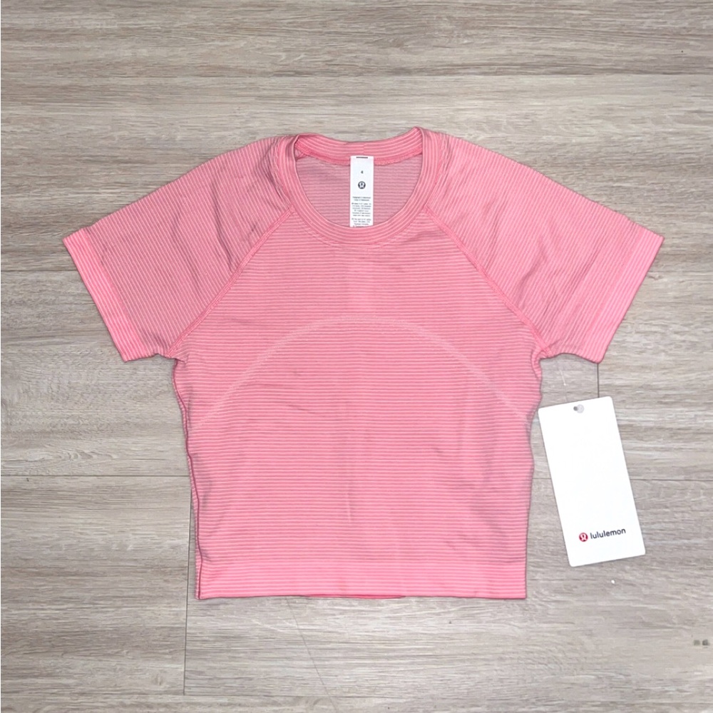 NWT lululemon swiftly tech cropped top